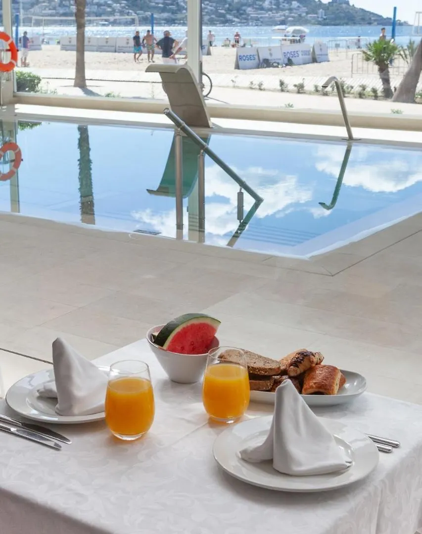 Hotel Montecarlo Spa & Wellness Roses İspanya
